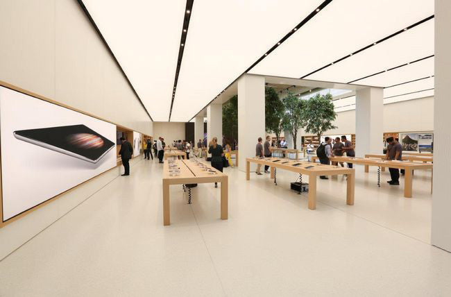 Hay confianza: las Apple Store están retirando las correas de seguridad de sus iPhone