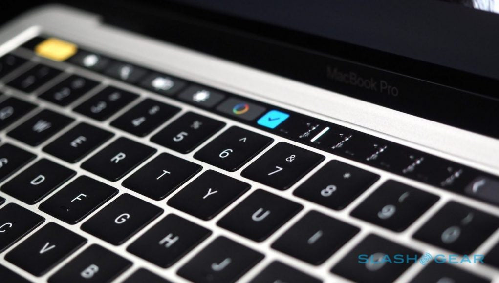 El nuevo MacBook Pro se actualizaría con mayor batería junto a un nuevo color oro rosa