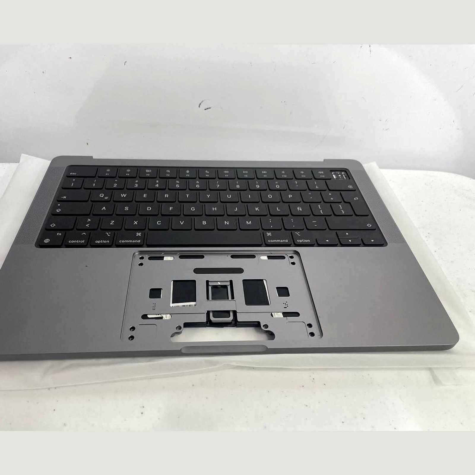 Top Case usada U1007 para A2442 — ParaTuMac